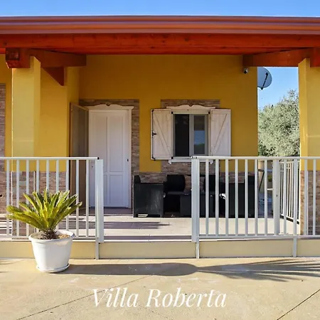Roberta Holidays Villa